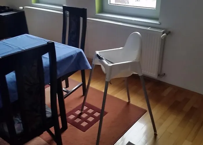 Beks * 波斯托伊纳