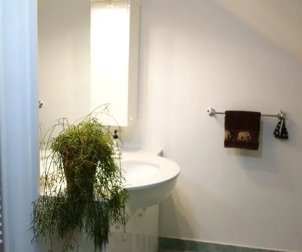 Beks * 波斯托伊纳